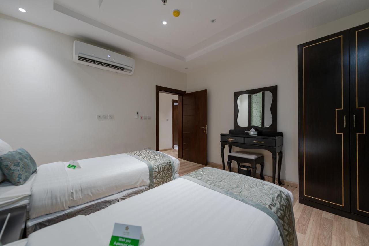 Holiday Plus - Al Nuzha Yidda Exterior foto